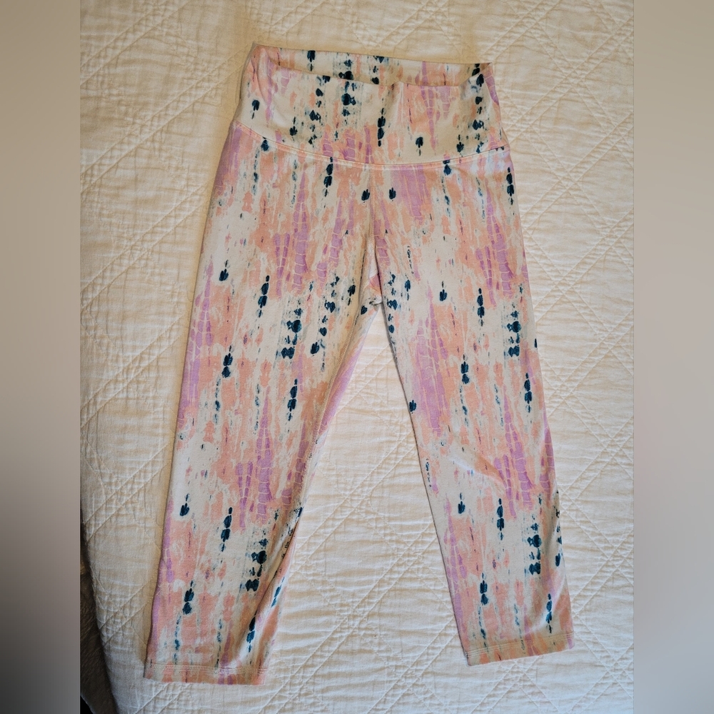 Old Navy activewear leggings, Size L